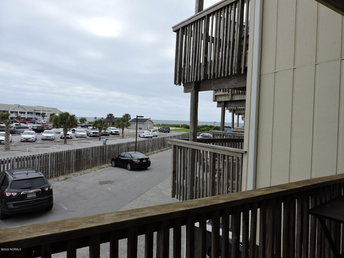 9100 Reed Dr Unit 3101, Emerald Isle, NC 28594 Condo for Rent in