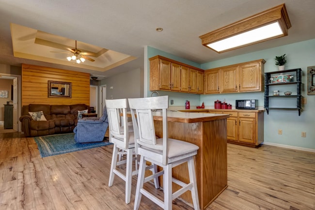 Building Photo - 100 Holly Ridge Rd