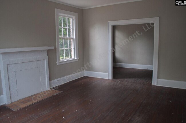 Building Photo - 1851 Devine St