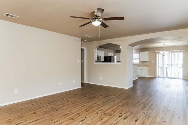 Foto del edificio - 4431 Mystic Sunrise Dr