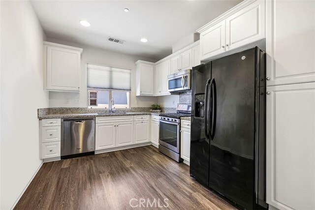 Building Photo - 596 S Casita St