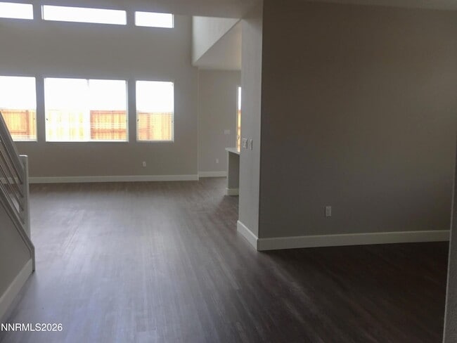 Building Photo - 1206 Silver Coyote Dr