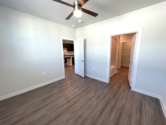 Foto del edificio - 5901 Co Rd 277