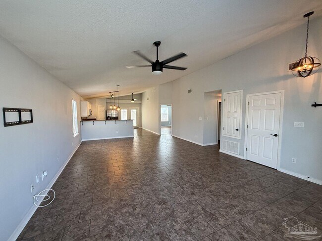 Foto del edificio - 4118 Spinnaker Pl