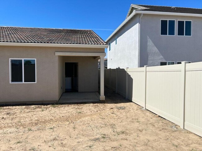 Foto del edificio - 8865 Stratham Wy