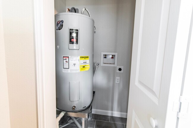 Lavandería - 1011 1/2 North Roberson St