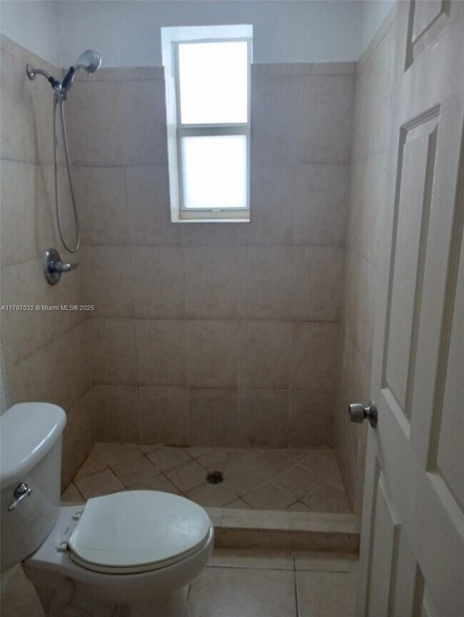 Foto del edificio - 1021 NW 3rd St