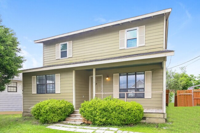 Foto del edificio - 913 Joe Bailey St