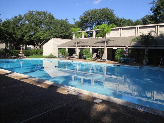 Foto del edificio - 1616 Prairie Grove Dr