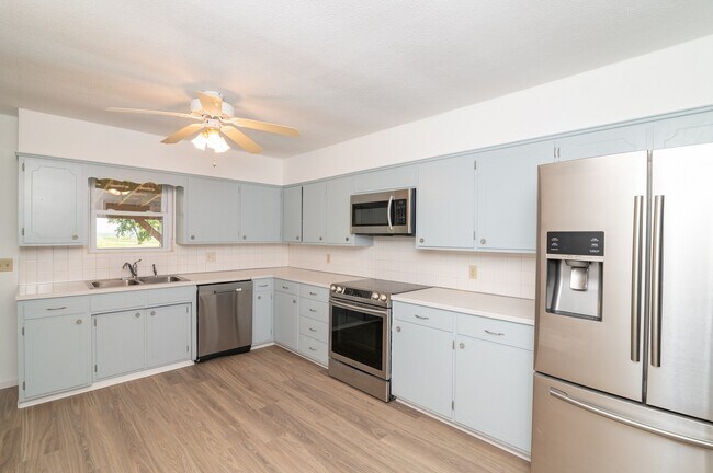 Foto del edificio - 5701 Heritage Hwy