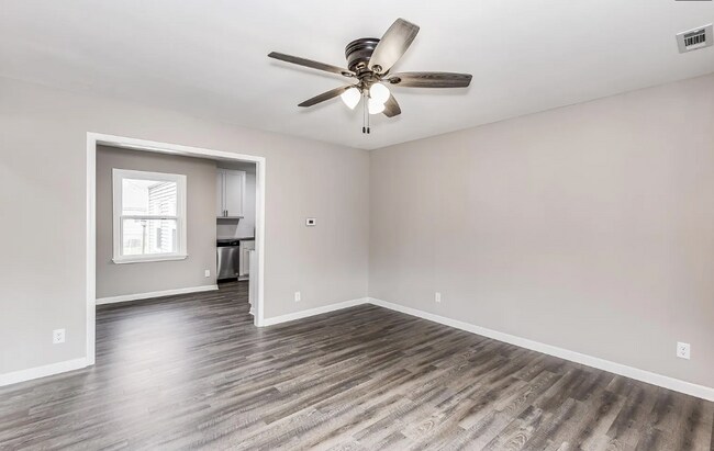 Building Photo - 2519 S El Rancho St