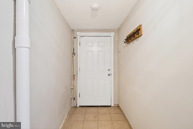 Building Photo - 471 Florida Ave NW