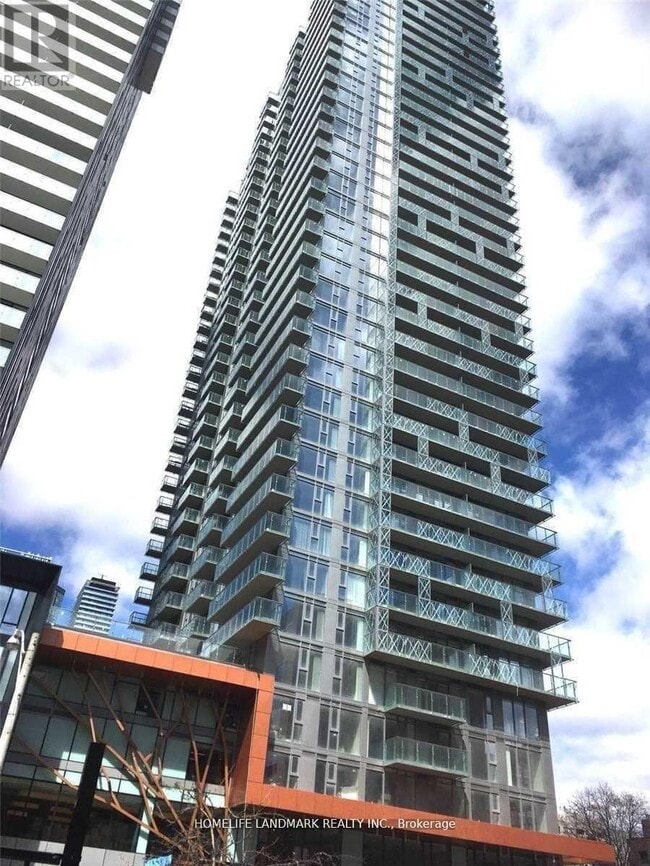 Building Photo - 50 Wellesley St E