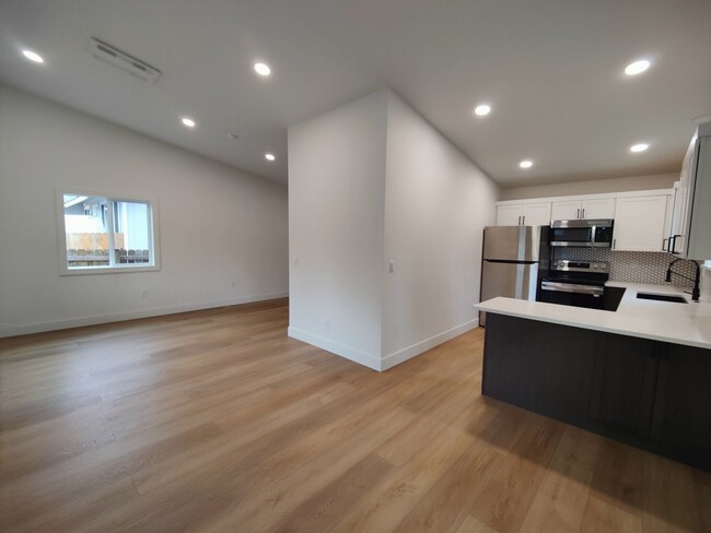 Foto del edificio - Brand new detached studio with a private f...