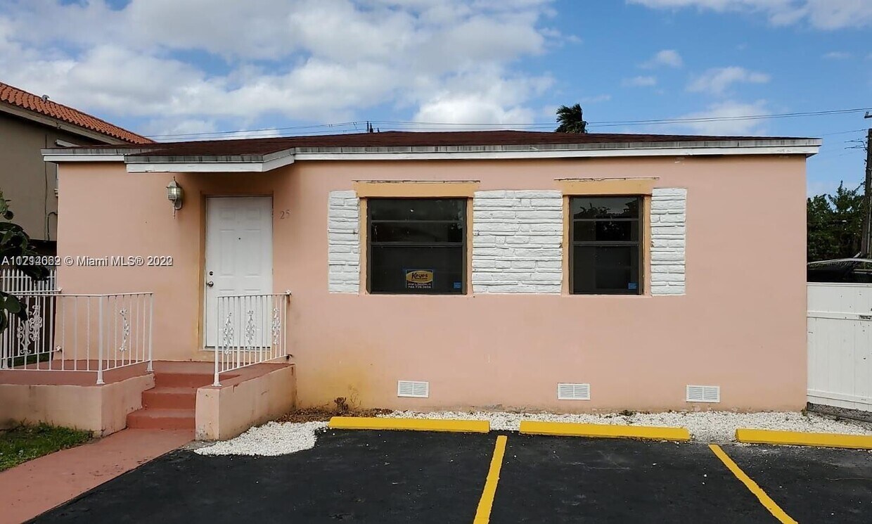 25 W 8th St, Hialeah, FL 33010 House Rental in Hialeah, FL