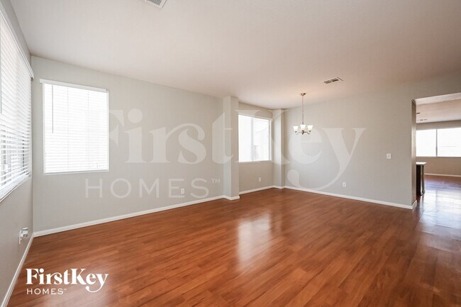 Foto del edificio - 7204 Portia Ct