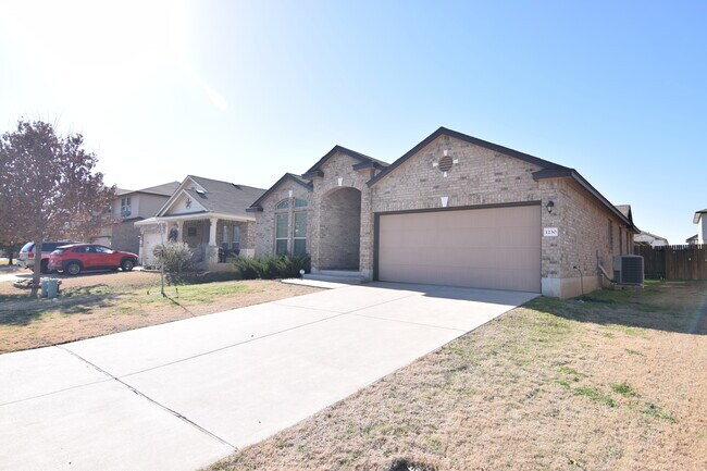 Foto del edificio - 1230 Fawn Lily Dr