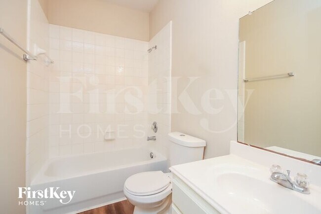 Foto del edificio - 29919 Hanover Hollow Ln