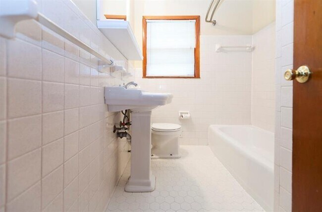 Foto del edificio - 1224 Skyview Cir SW