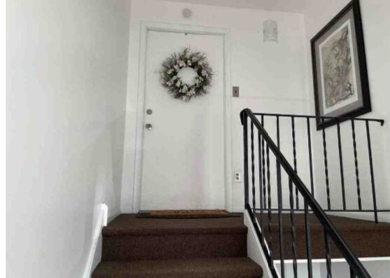 Foto del edificio - 808B Putnam Blvd