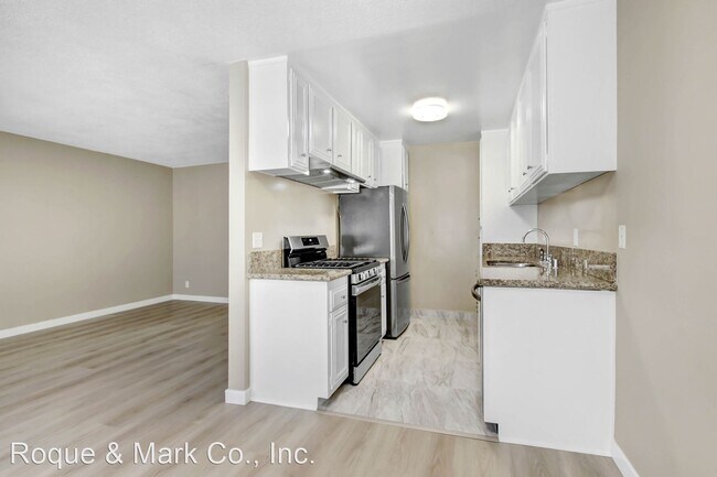 Foto del edificio - 1 br, 1 bath Apartment - 1234 Wellesley Av...