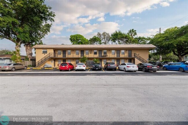 Foto del edificio - 1151 NE 17th Ct