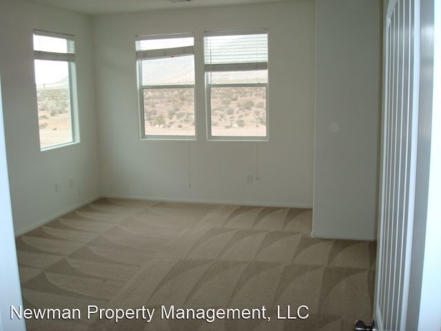 Building Photo - 10083 Hollis Mountain Ave