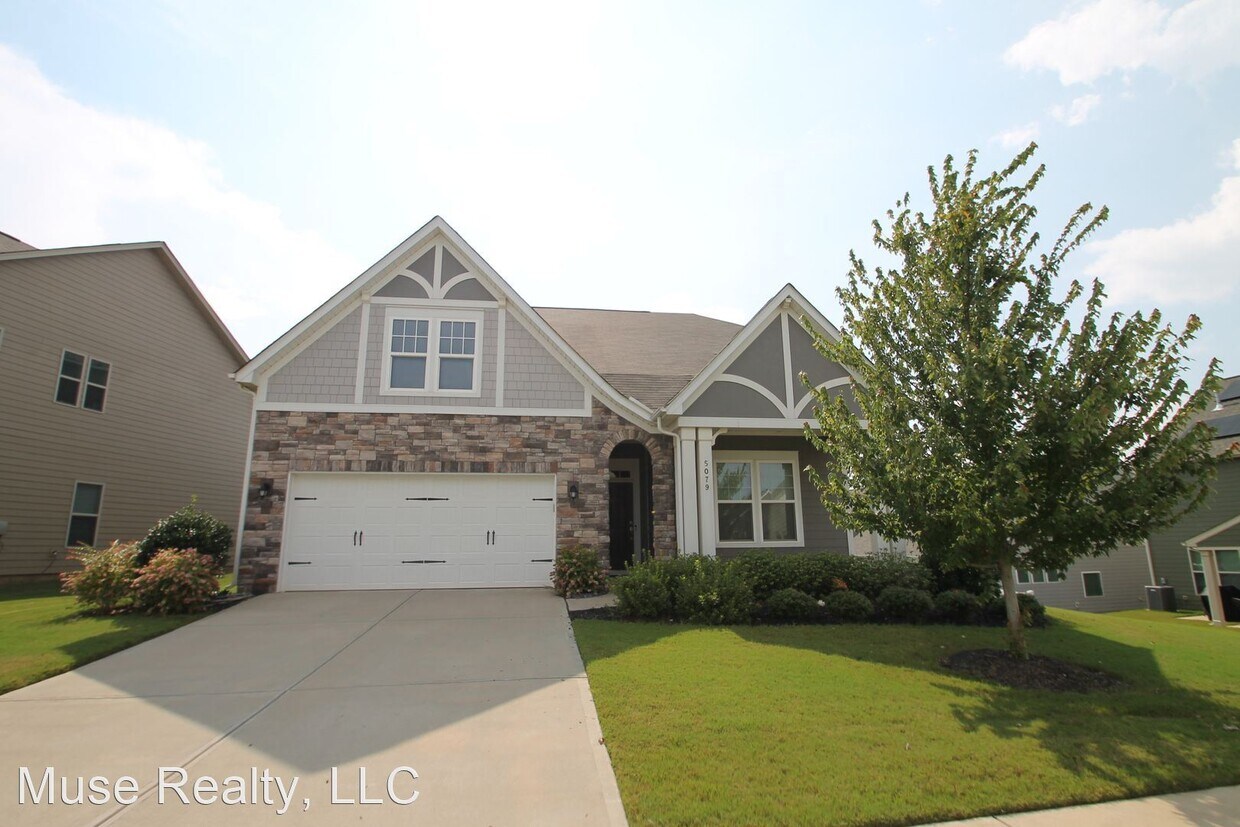 Foto principal - 4 br, 3 bath House - 5079 Alston Drive