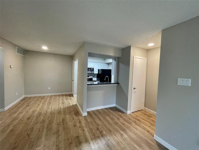Foto del edificio - 2800 Jeanetta St
