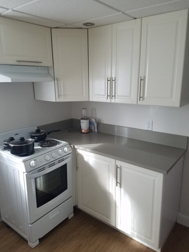 Foto del edificio - 7935 Edgewood Ct