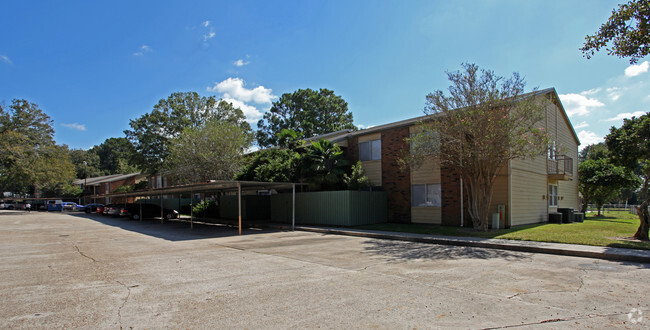 Building Photo - Basswood