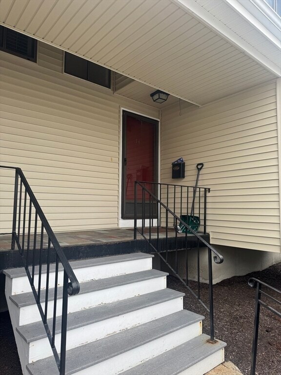 Foto del edificio - 909 Pleasant St