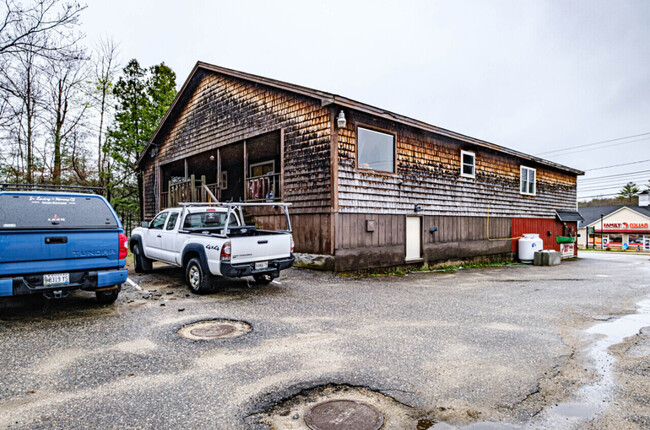 Building Photo - 192 Portland Rd