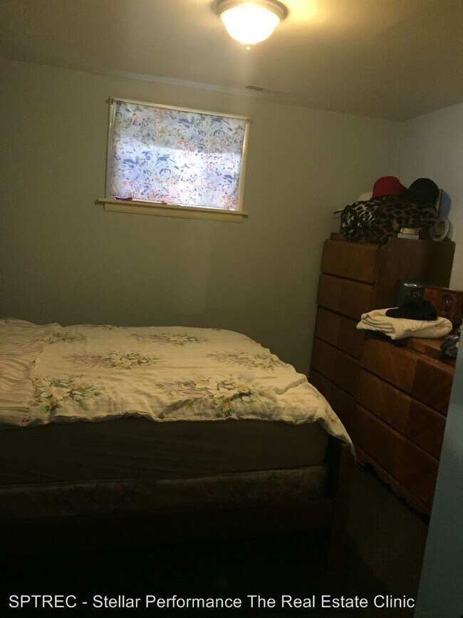 Foto del edificio - 3637 N Elston Ave