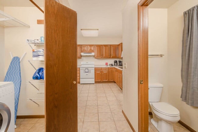 Building Photo - 1697 Gateway Pl