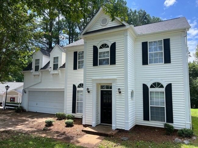 Building Photo - Welcome to Timbertop5127, a well-appointed 4-bedroom, 2.5-bath home in Charlotte, NC.