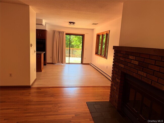 Foto del edificio - 126 Carter Rd