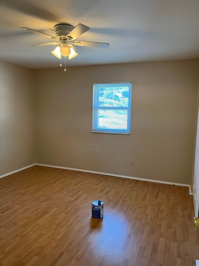 Living room - 1991 Lemay Ferry Rd