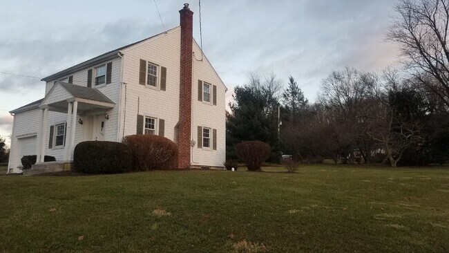 Foto del edificio - Single Family home in Central School District