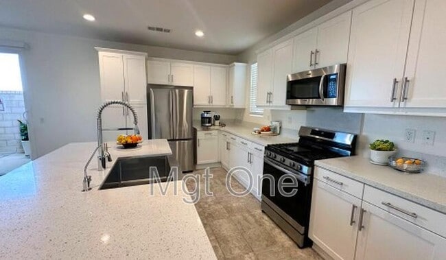 Photo - 124 Citron Ct House