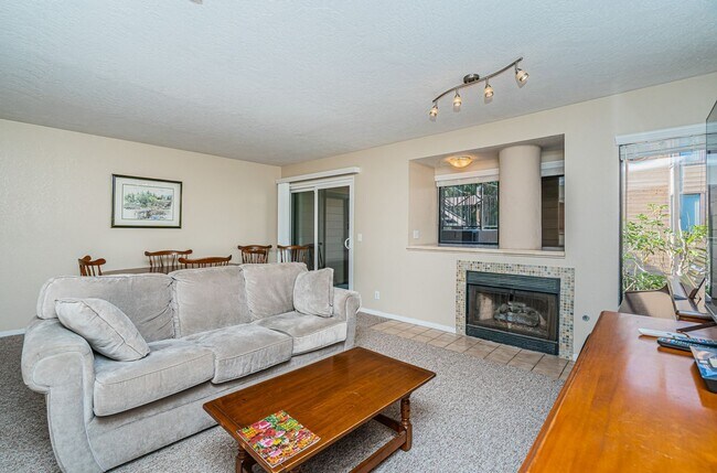 Foto del edificio - Carlsbad Coastal Retreat- Walking Distance...
