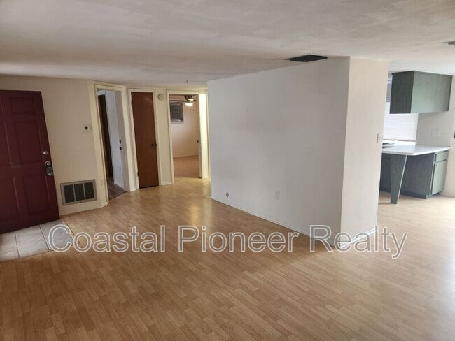 Foto del edificio - 5823 Elm St