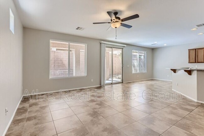 Building Photo - 7581 S Royal Crown Ct