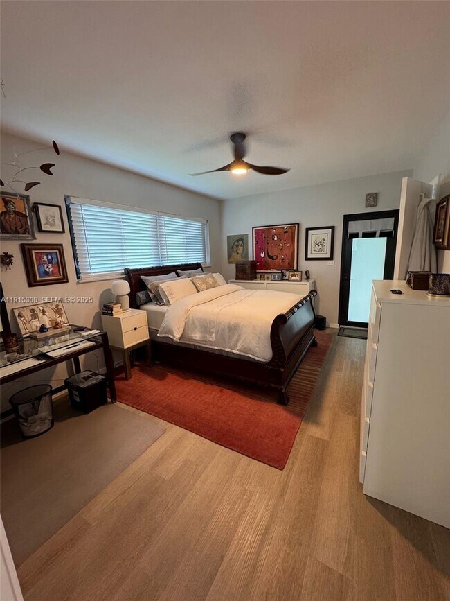 Foto del edificio - 1280 NE 105th St