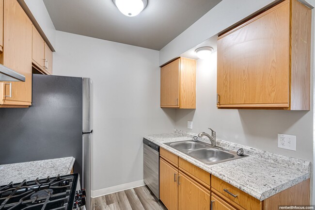 Interior Photo - Clayton Ridge