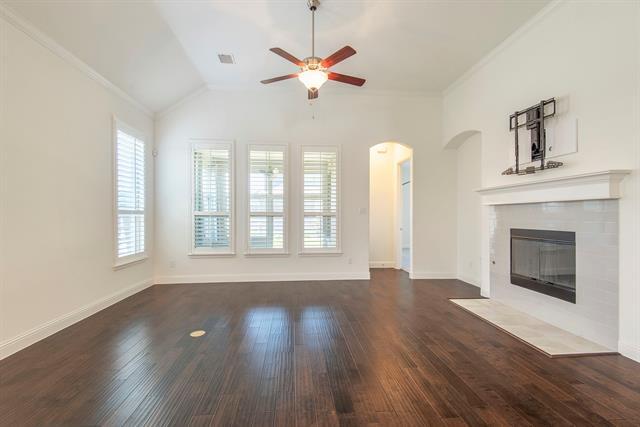 Building Photo - 861 Field Crossing