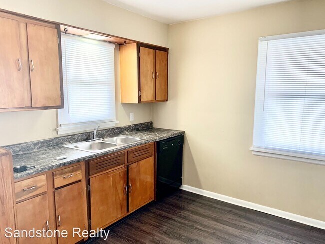 Building Photo - 3 br, 1 bath House - 321 Foster Ave
