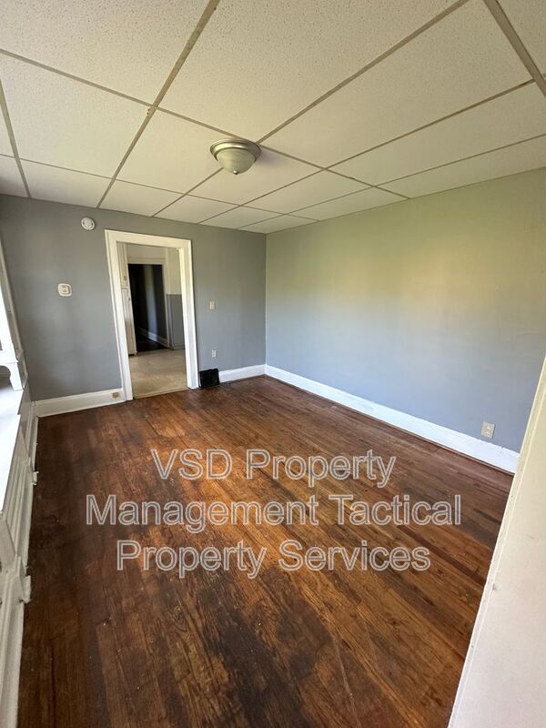 Foto del edificio - 3281 E 143rd St