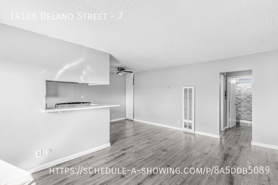 Primary Photo - Newly remodeled 1 Bed + 1 Bath - *SECTION ...