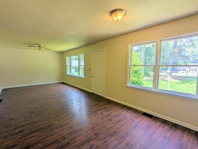 Building Photo - 3604 Bolfair Dr NW